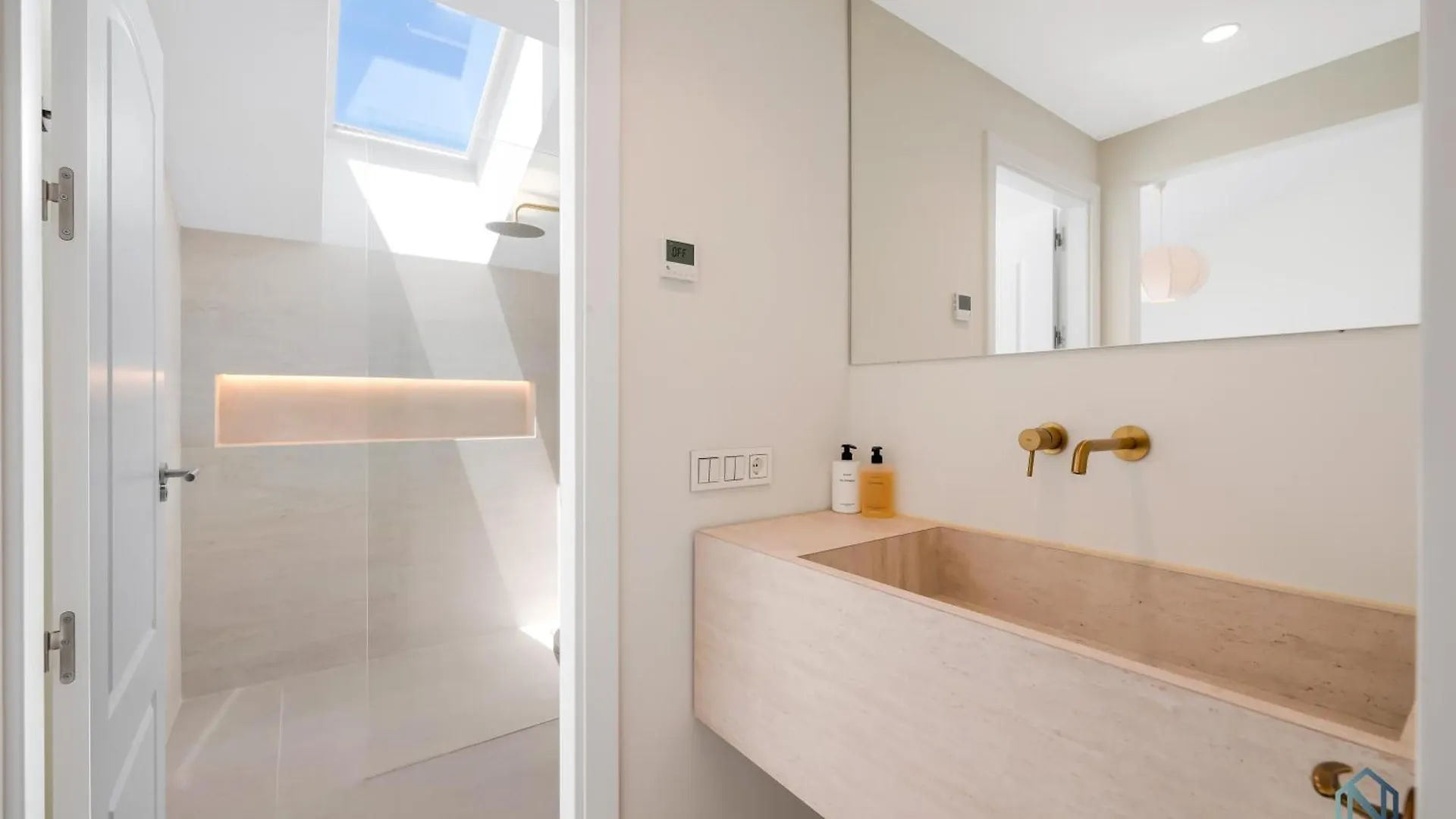 Extravagant Newly Renovated Penthouse With Sea Views Apartment Marbella